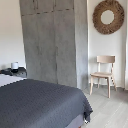 Holiday home Livadakia House *